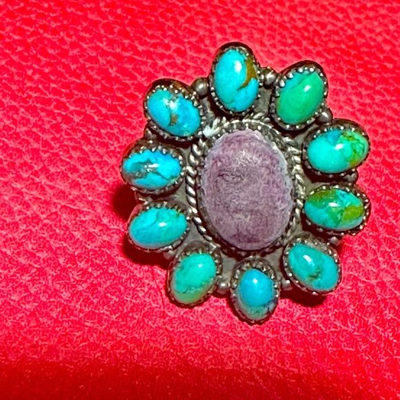 Jewelry - Ring Adjustable-Kingman Turquoise and Spiny Oyster flower Ring